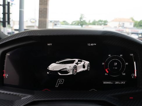 Used 2024 Lamborghini Revuelto AWD/4WD image 61