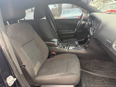 Used 2012 Dodge Charger SE image 16