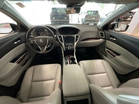 Used 2015 Acura TLX V6 w/ Technology Package FWD image 9