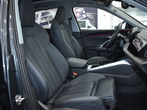 Used 2025 Audi Q5 Premium Plus w/ Premium Plus AWD/4WD image 26