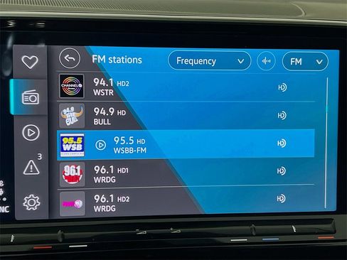 Used 2024 Volkswagen Atlas SE image 12