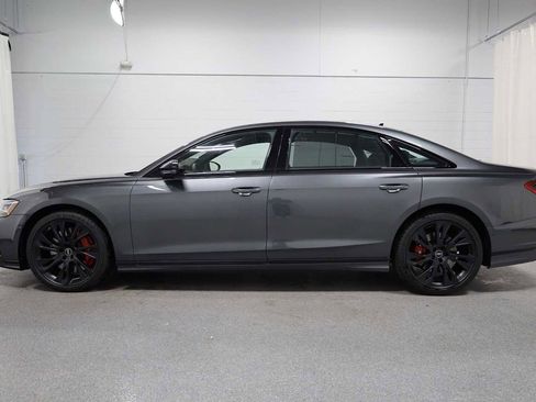 New 2025 Audi S8 image 2