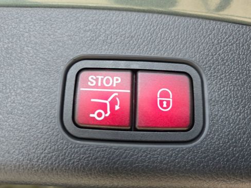 New 2026 Mercedes-Benz GLC 300 GLC 300 image 14