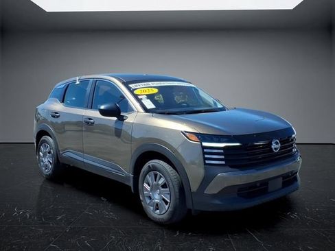 Used 2025 Nissan Kicks S AWD/4WD image 5
