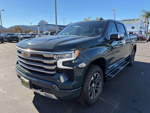 New 2026 Chevrolet Silverado 1500 High Country w/ Technology Package AWD/4WD image 4