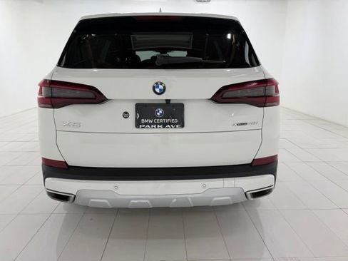 Used 2023 BMW X5 xDrive40i w/ Premium Package AWD/4WD image 4