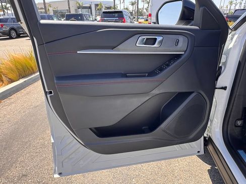 Used 2026 Ford Explorer ST-Line RWD image 16