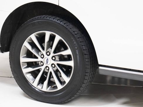 Used 2018 Ford Expedition Limited w/ Equipment Group 301A image 96