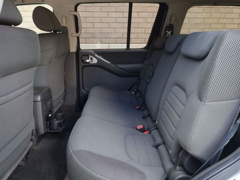 Used 2008 Nissan Pathfinder S AWD/4WD image 17