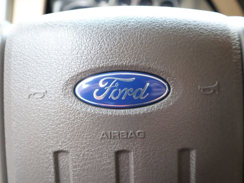 Used 2013 Ford F350 Lariat w/ Lariat Interior Pkg image 30