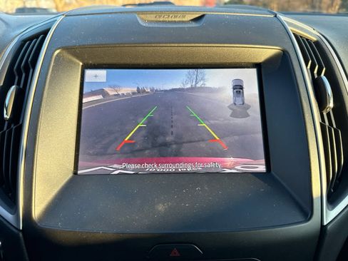 Used 2020 Ford Edge ST-Line w/ Cold Weather Package image 14