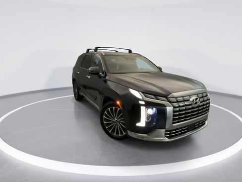 Used 2024 Hyundai Palisade Calligraphy image 6