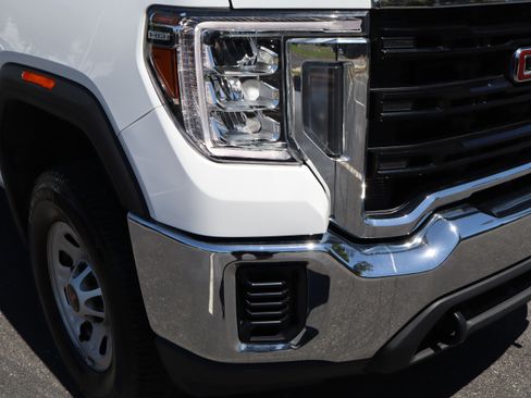 Used 2023 GMC Sierra 3500 Pro w/ Convenience Package AWD/4WD image 11