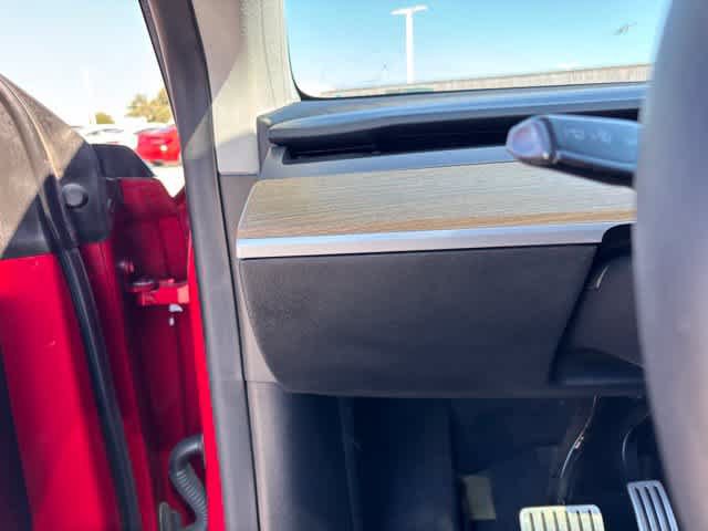 Used 2022 Tesla Model Y Performance AWD/4WD image 11