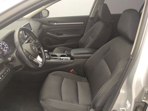Used 2020 Nissan Altima 2.5 SV AWD/4WD image 17