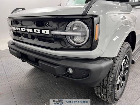 New 2026 Ford Bronco Outer Banks AWD/4WD image 11