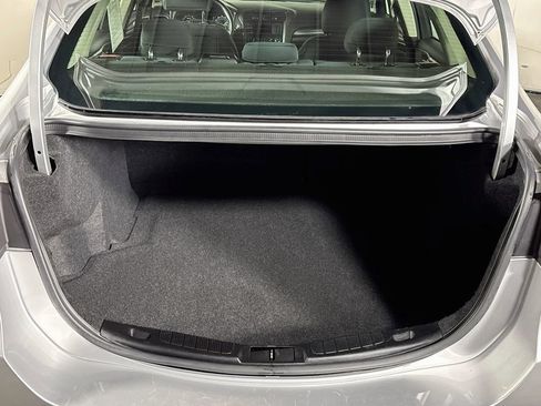 Used 2017 Ford Fusion SE FWD image 20