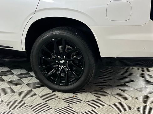 Used 2024 Cadillac Escalade Sport image 15