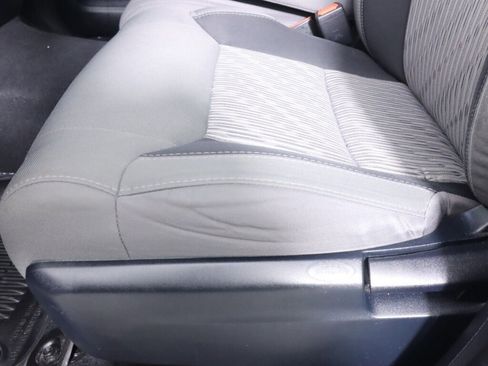 Used 2017 Toyota Tundra SR5 RWD image 28