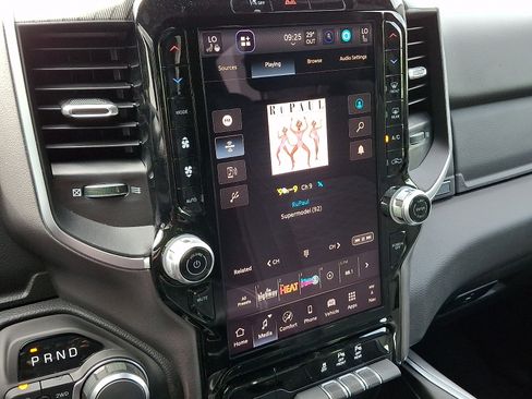 New 2026 RAM 1500 Big Horn AWD/4WD image 11