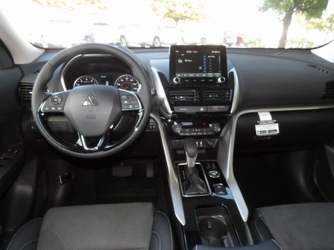 New 2024 Mitsubishi Eclipse Cross SE image 14