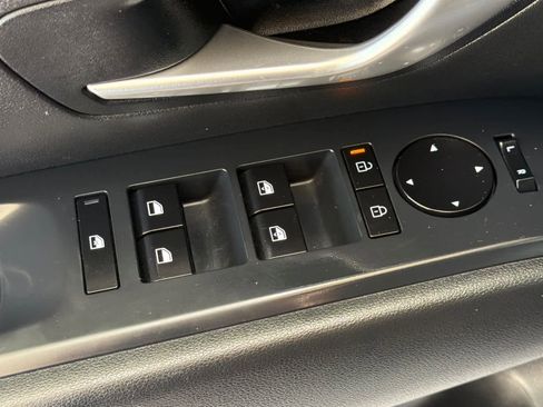 Used 2025 Hyundai Tucson SEL FWD image 13