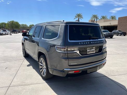 Used 2022 Jeep Grand Wagoneer Series I AWD/4WD image 10