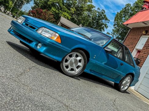 Used 1993 Ford Mustang Cobra RWD image 4
