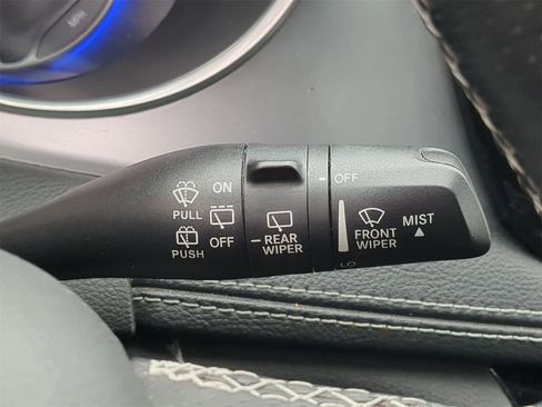 Certified 2019 Chrysler Pacifica Limited w/ S Appearance Package image 34