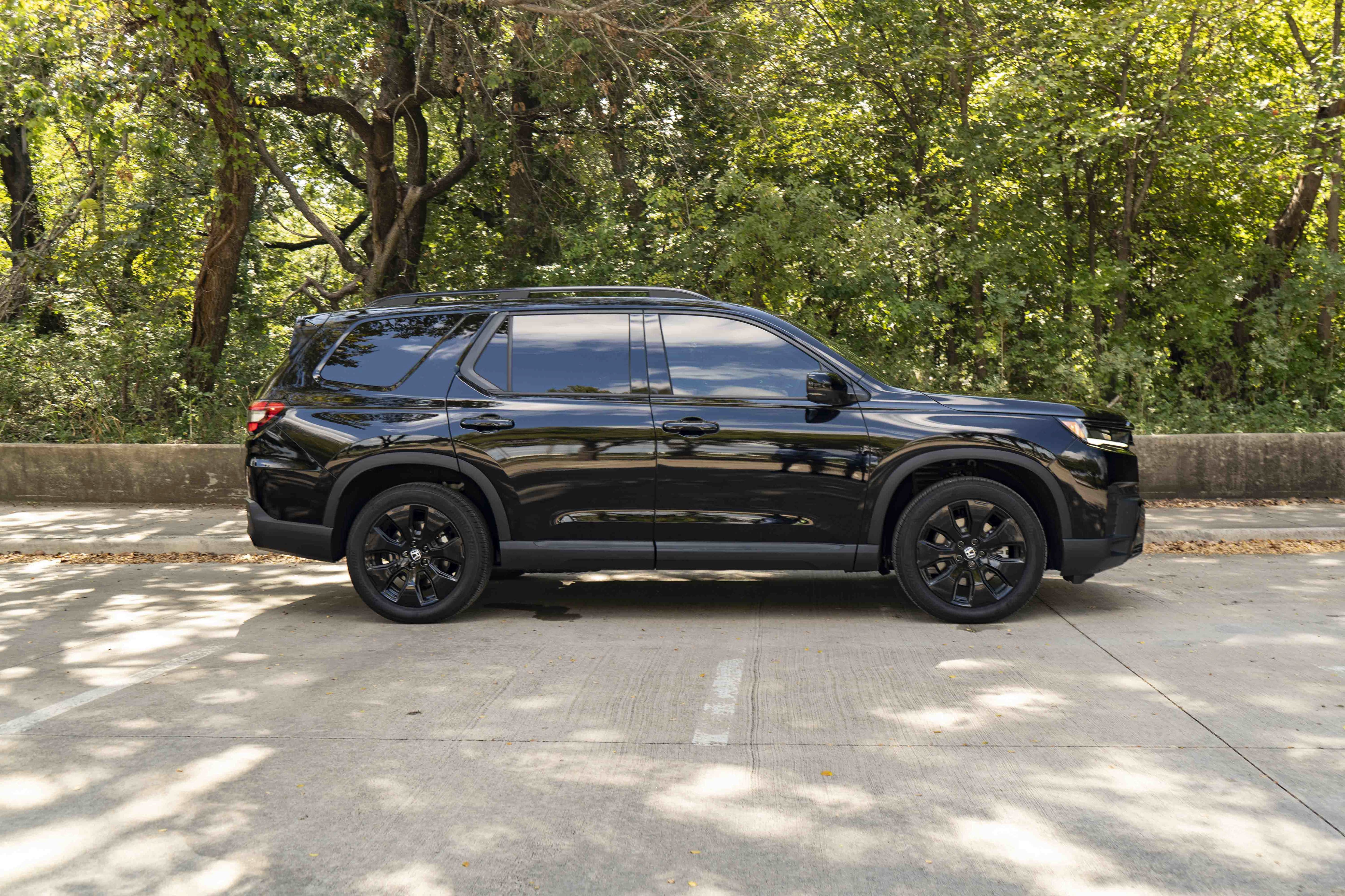 Used 2026 Honda Pilot Black Edition image 10