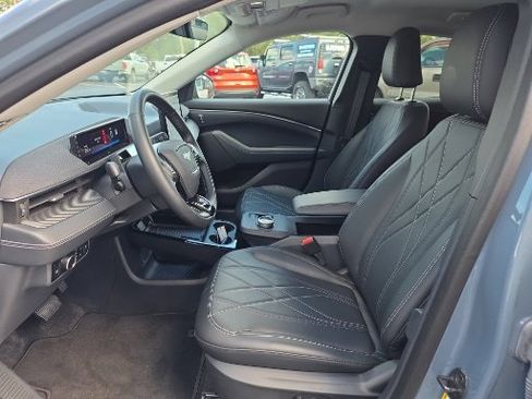 Used 2024 Ford Mustang Mach-E Select w/ Comfort Package Lite image 6