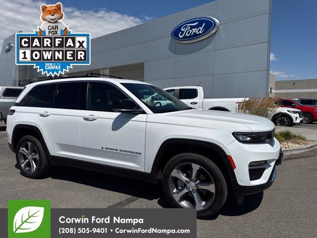 Used 2025 Jeep Grand Cherokee Limited w/ Luxury Tech Group II AWD/4WD 360° Tour