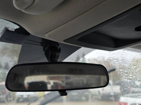 Used 2018 RAM 1500 Express w/ Express Value Package image 21