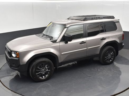 Used 2025 Toyota Land Cruiser 1958 AWD/4WD image 32