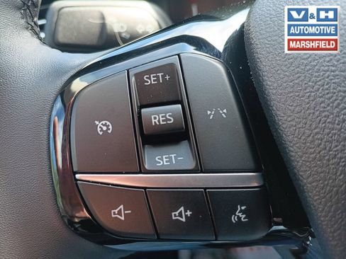 Used 2024 Ford Escape Active AWD/4WD image 13