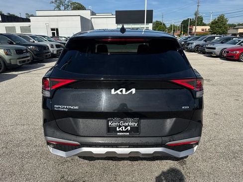 Certified 2024 Kia Sportage LX AWD/4WD image 4