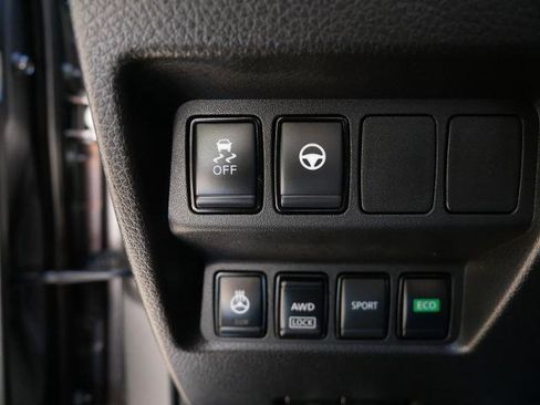 Certified 2022 Nissan Rogue Sport SL image 29