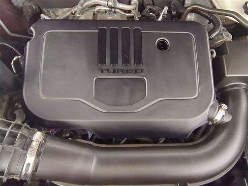 Certified 2023 GMC Acadia SLE w/ Driver Convenience Package image 29