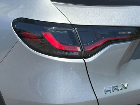 Certified 2024 Honda HR-V LX image 35