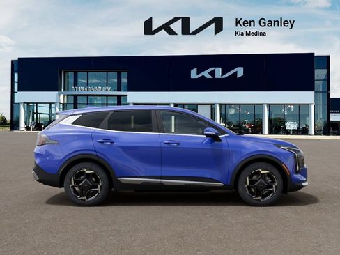 New 2026 Kia Sportage EX FWD image 7