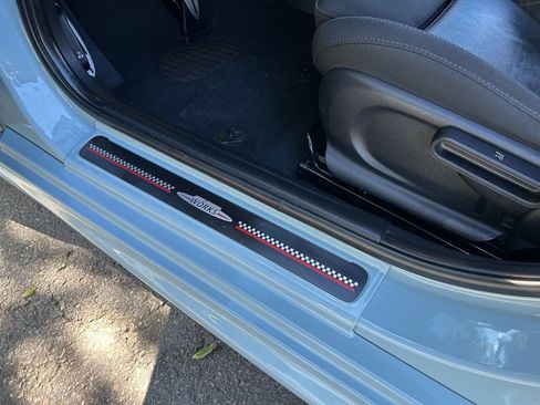 Used 2019 MINI Cooper S image 35