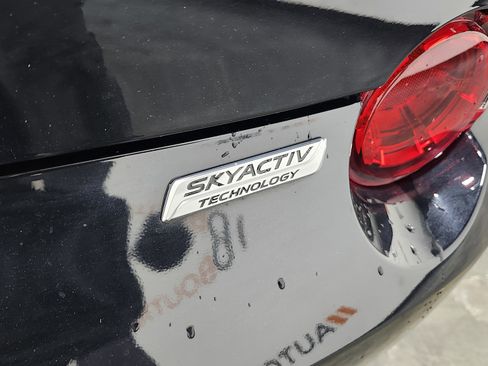 Used 2016 MAZDA MX-5 Miata Sport image 21