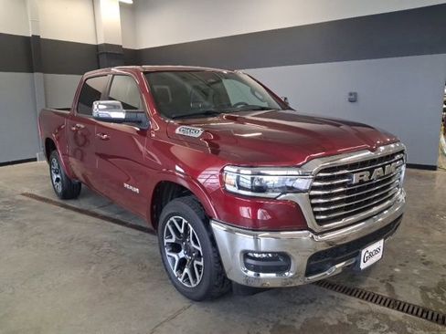 Certified 2025 RAM 1500 Laramie AWD/4WD image 2