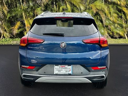 Used 2022 Buick Encore GX Essence w/ Advanced Technology Package FWD image 6