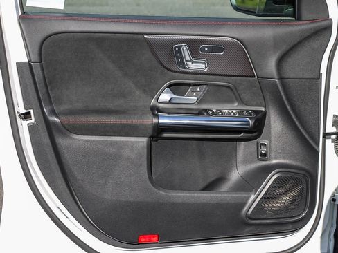 Certified 2022 Mercedes-Benz GLA 250 4MATIC image 20