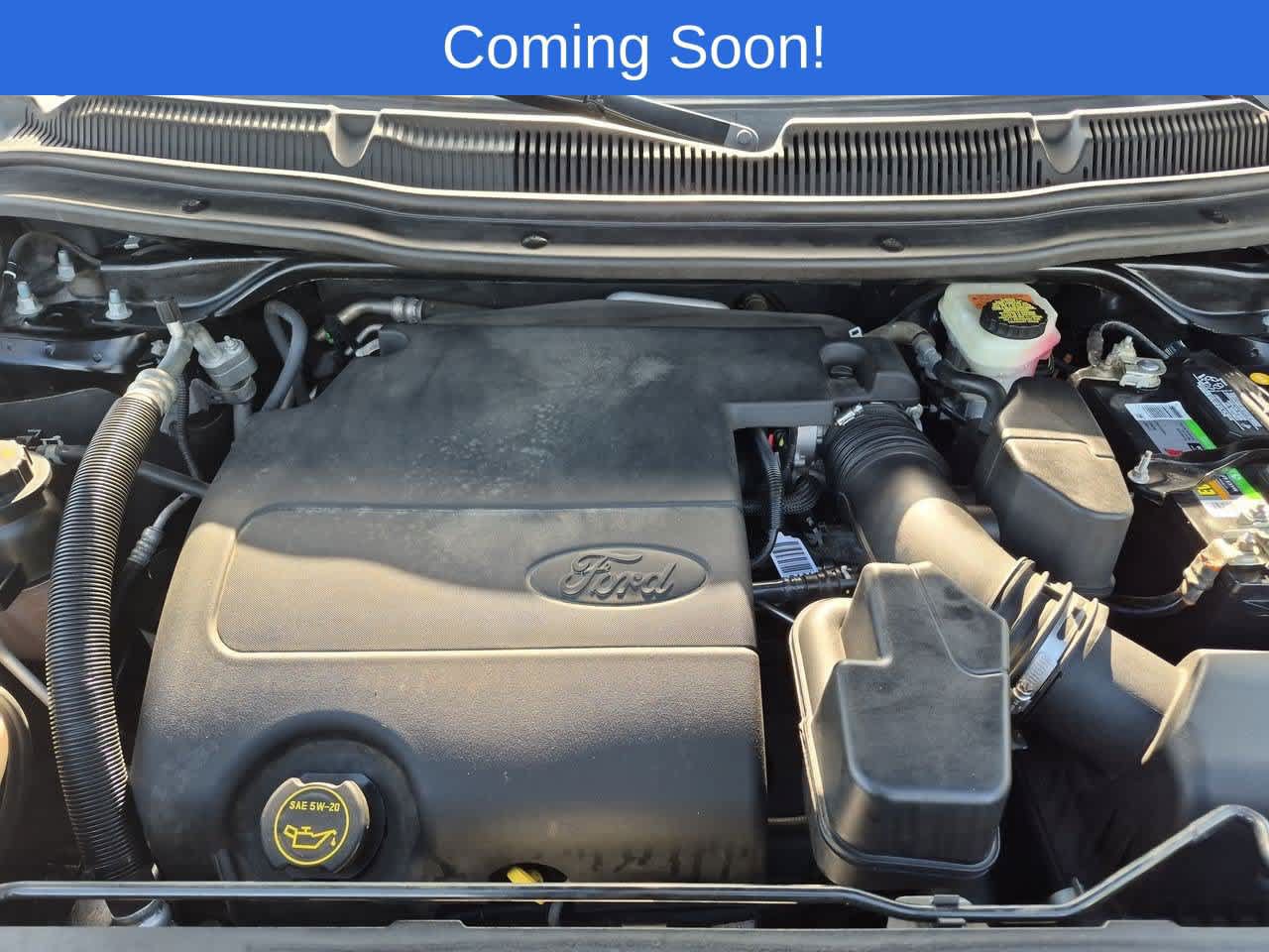 Used 2016 Ford Explorer XLT w/ Equipment Group 202A AWD/4WD image 14