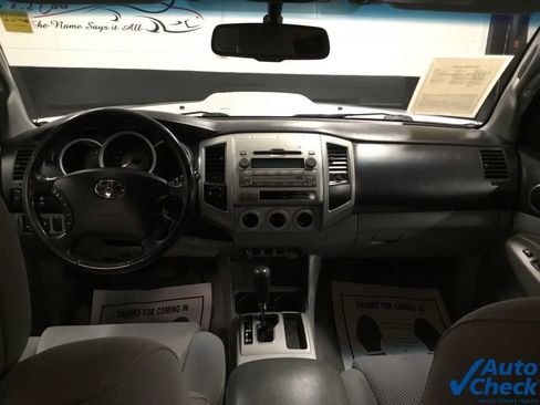 Used 2011 Toyota Tacoma 4x4 Double Cab w/ TRD Sport Pkg image 21