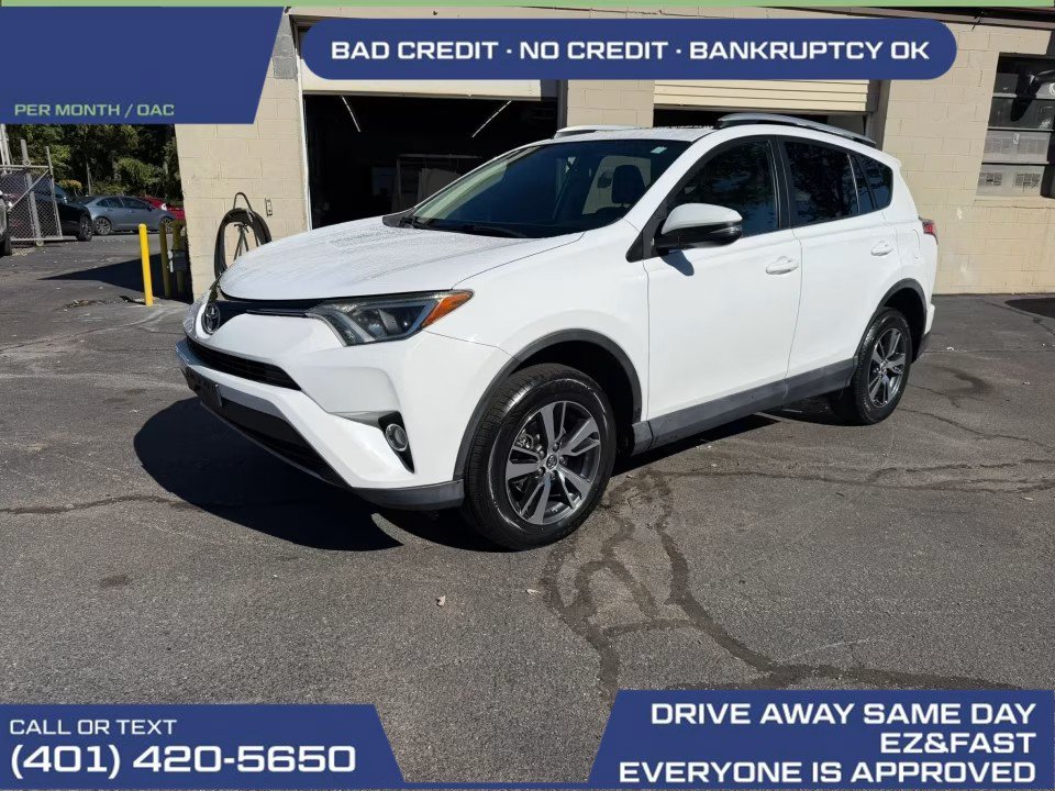 Used 2016 Toyota RAV4 XLE AWD/4WD image 2