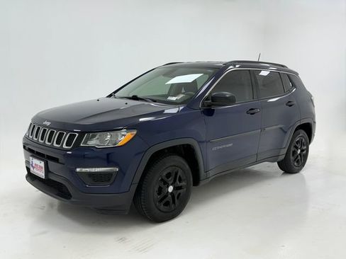 Used 2020 Jeep Compass Sport image 5
