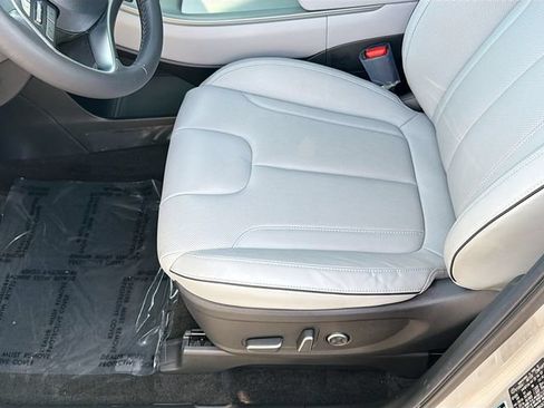 Used 2025 Hyundai Palisade SEL AWD/4WD image 19